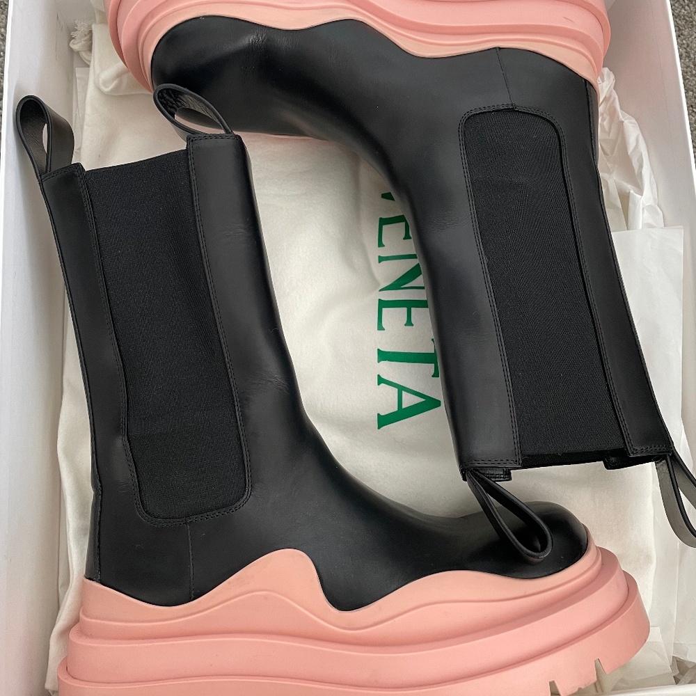 Bottega Tire Boots